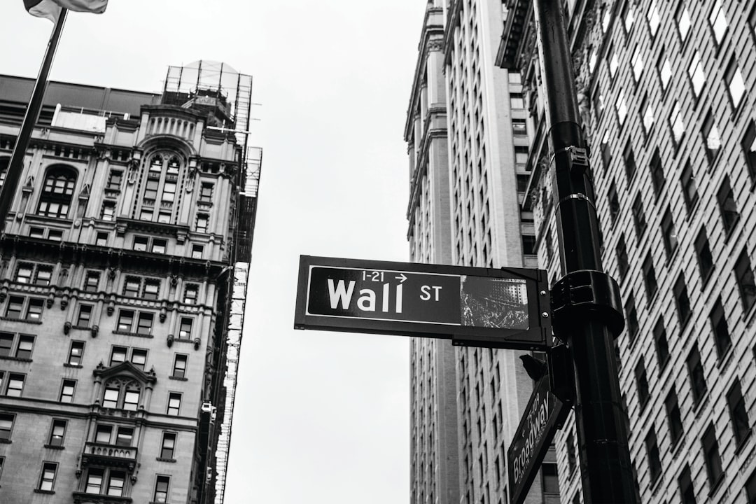institutional investors crypto market 2026 Wall Street Bitcoin ETF trading floor