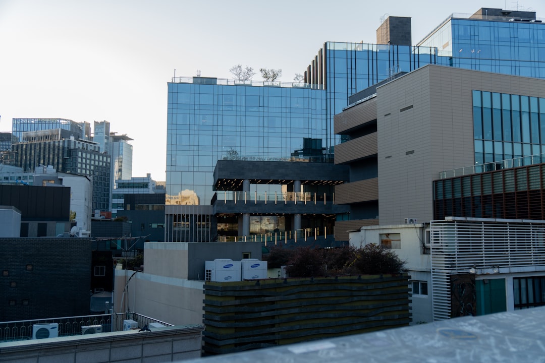 blockchain supply chain healthcare real estate use cases Korea